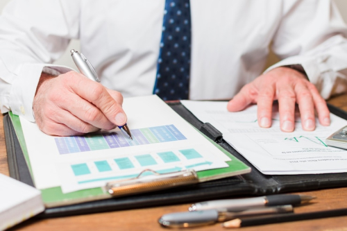 Labor Reporting & Compliance: Essential Tools for Business
