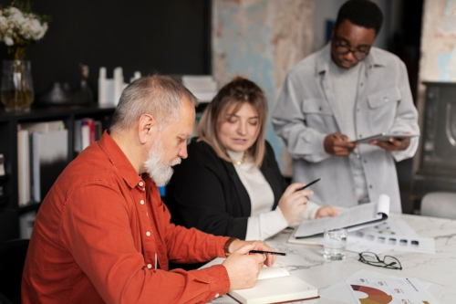 Bridging Generations: Labor Strategies for Multi-Age Teams