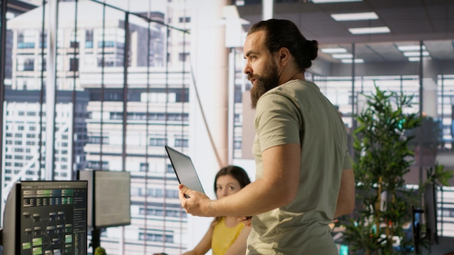 Sync or Sink: The Power of Integrating Workforce Tech