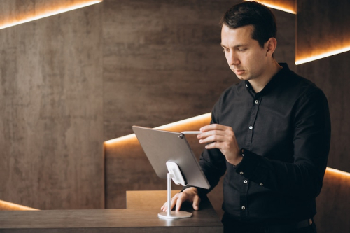 Evaluating Applicant Tracking Systems for Hospitality