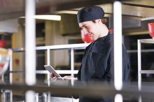 Restaurants Turn to Automated Scheduling for Labor Shortages