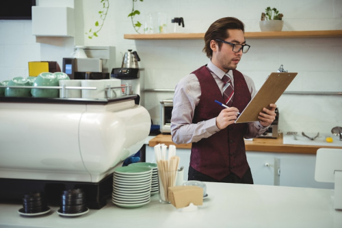 Restaurants Improve Shift Coordination for Efficiency