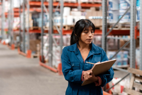 Retail Managers Optimize Workforce to Cut Costs & Improve Efficiency