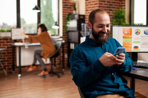 Mobile Apps Revolutionize Shift Coordination for Employees