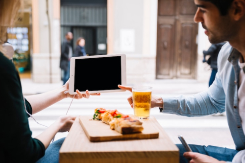 Boost Restaurant Engagement with Streamlined Recruitment