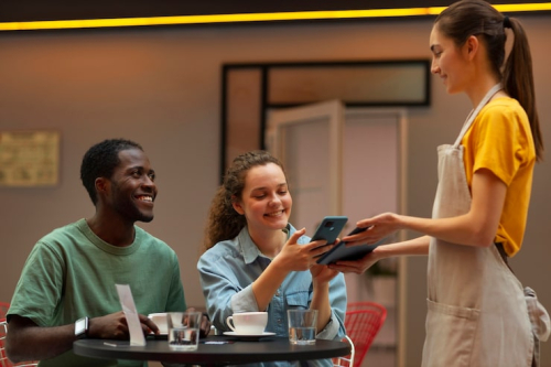 Restaurant Groups Use Self-Service HR Portals Efficiently