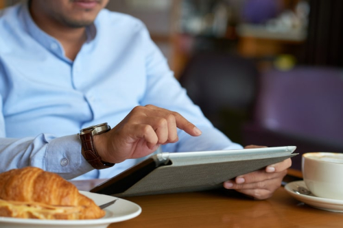How Compliance Software Reduces Restaurant Fines