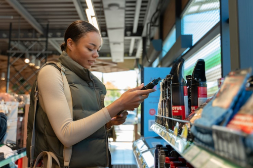 Grocery Retailers Save Time with Automated Labor Management