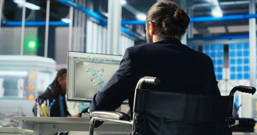 Real-Time Labor Data: Actionable Insights at Shift Level