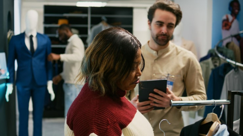 Efficient Shift Scheduling in Retail with Technology