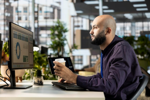 Top Labor Software Trends Managers Must Know in 2025