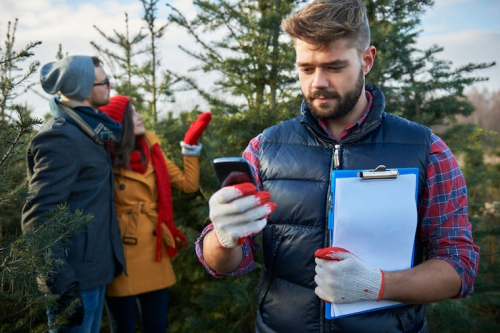 Navigate Seasonal Labor Demand with Smart Forecasting